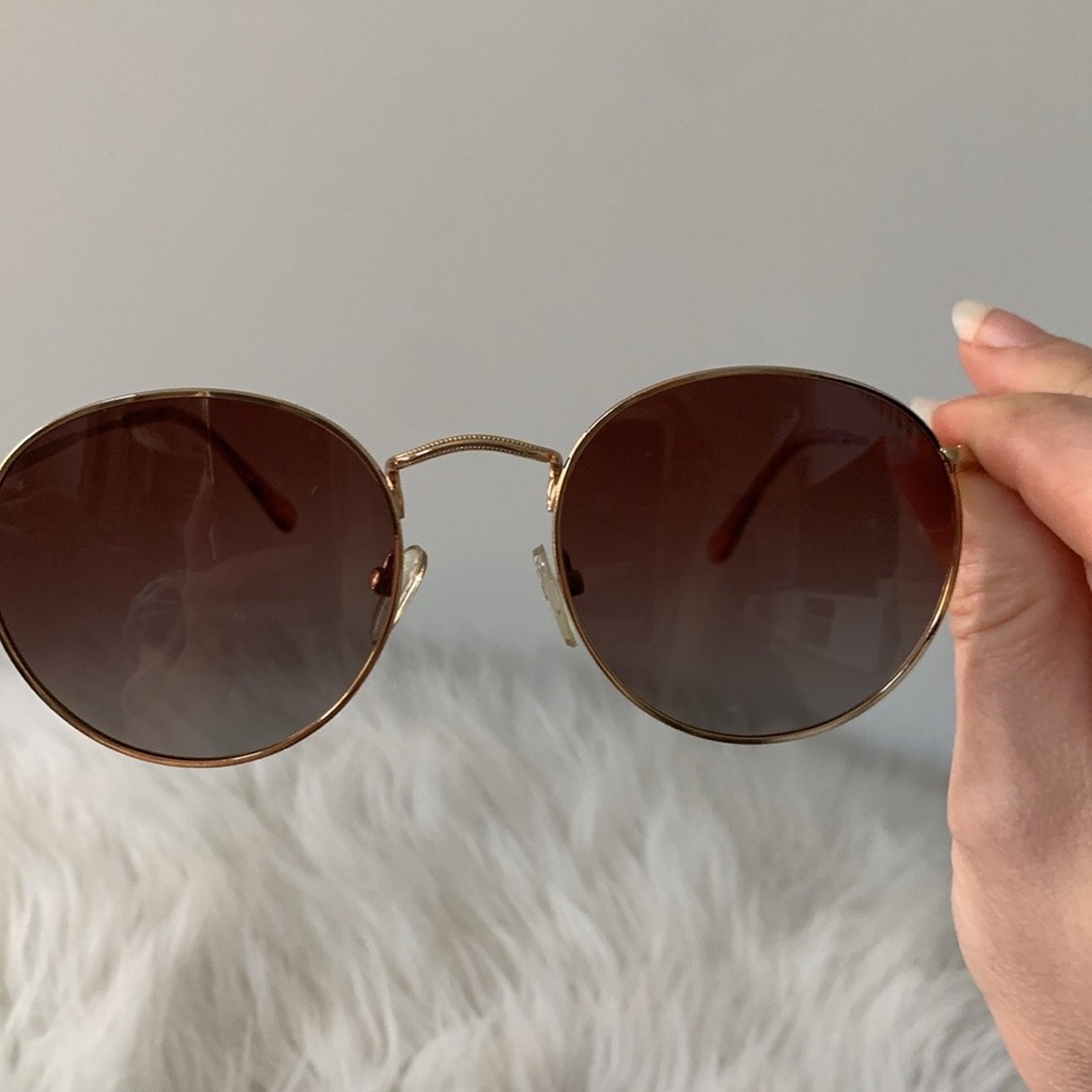 ROUND SUNGLASSES - Picture 10 of 11